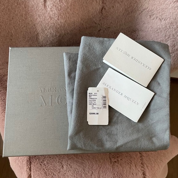 ALEXANDER MCQUEEN
Jewelled pale rose croco satchel - Picture 6 of 6